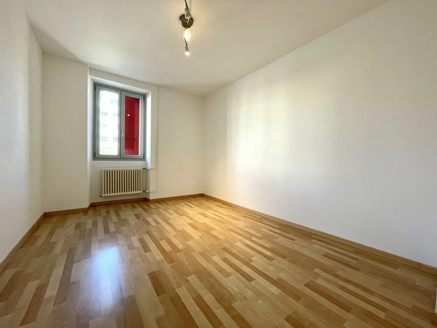 2.5 room apartment at CHF 1140.-/month including charges - Photo 4 of 6