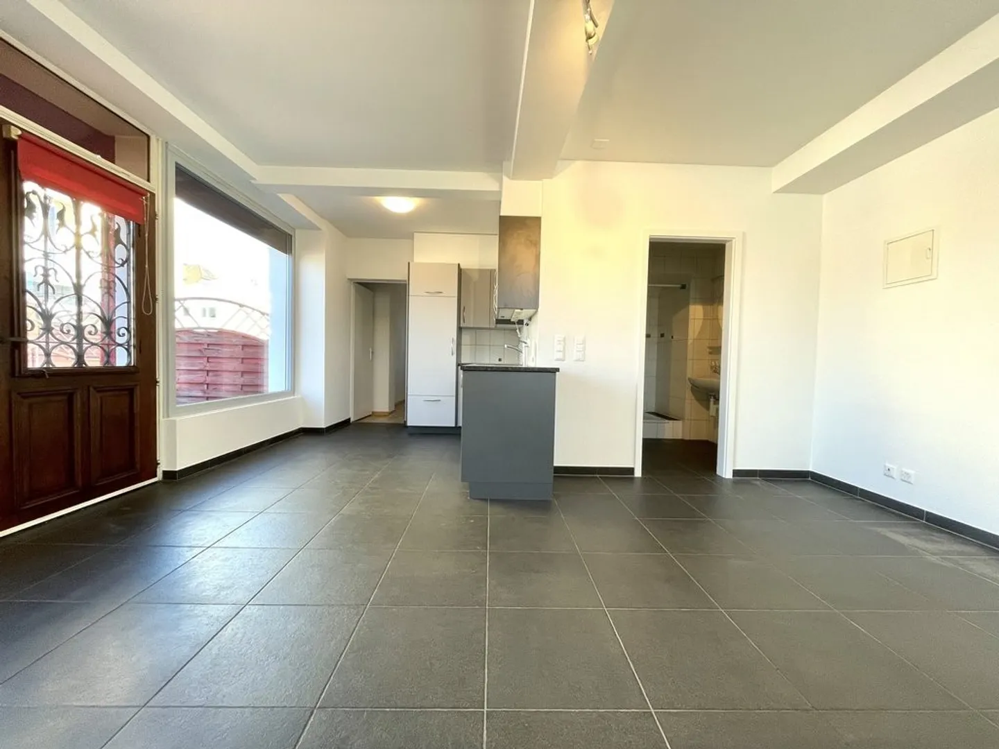 2.5 room apartment at CHF 1140.-/month including charges - Photo 6 of 6