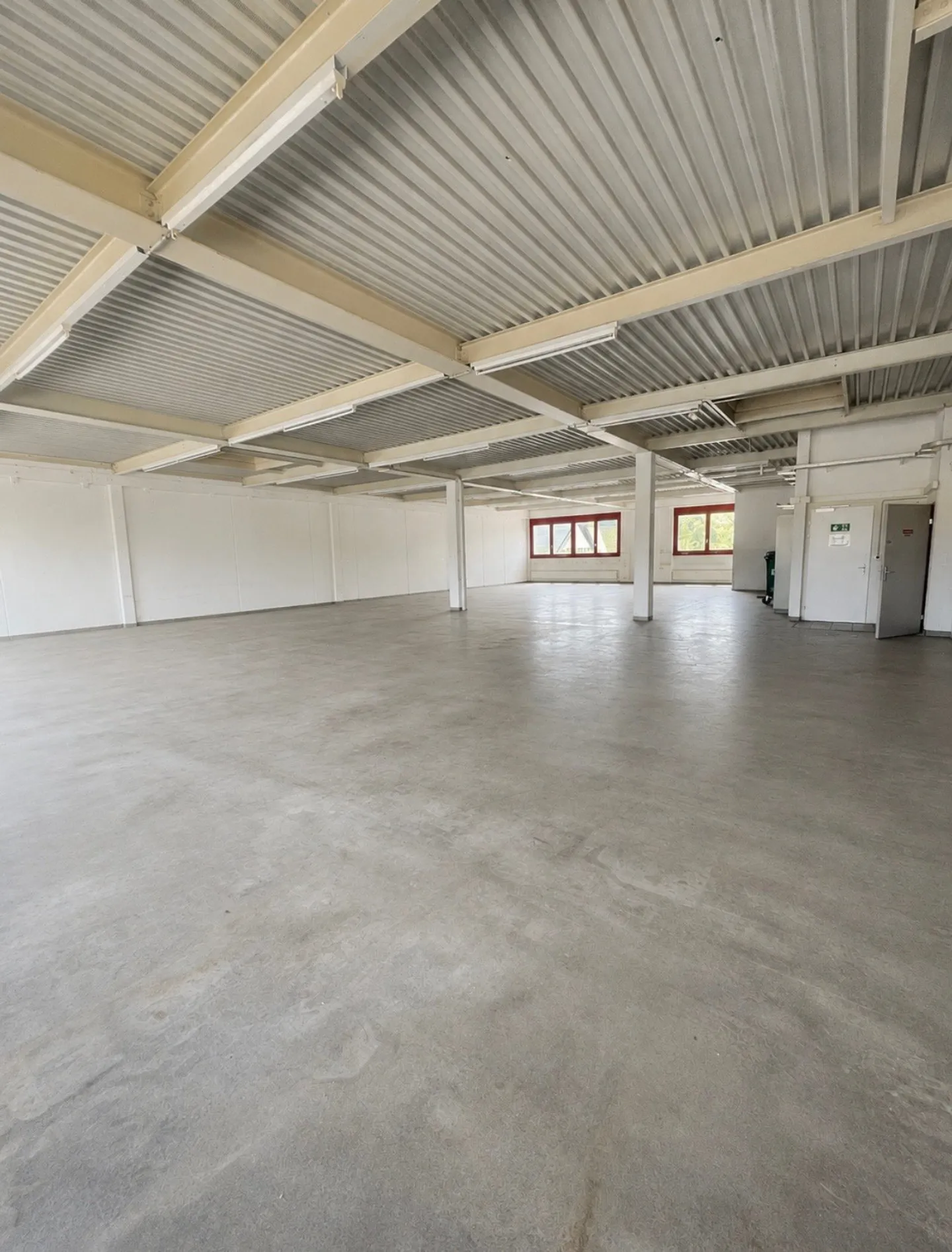 Large Warehouse Seeks Tenant - Photo 1 of 8