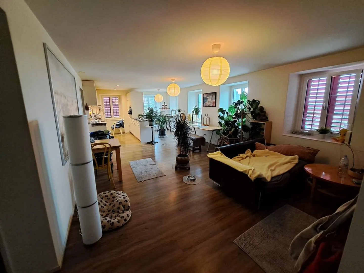 Residential building for sale - Photo 4 of 9