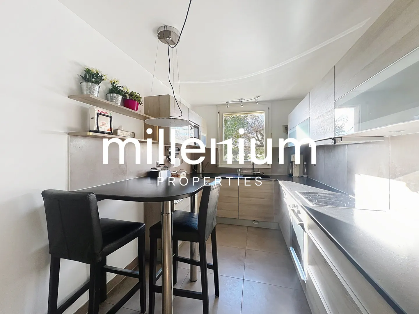 Bel appartement avec jardin - Photo 4 sur 14
