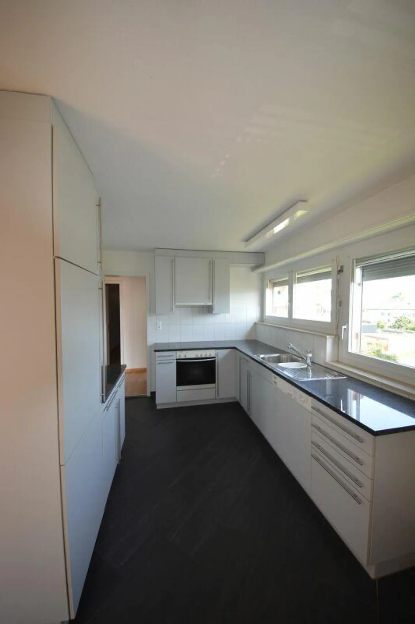 Contrat de location temporaire : Appartement de 3,5 pièces situé au centre à Rapperswil - Photo 1 sur 13