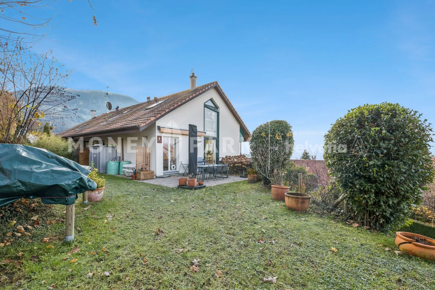 Villa familiale rénovée avec vue panoramique sur le lac et les Alpes - Photo 13 sur 15