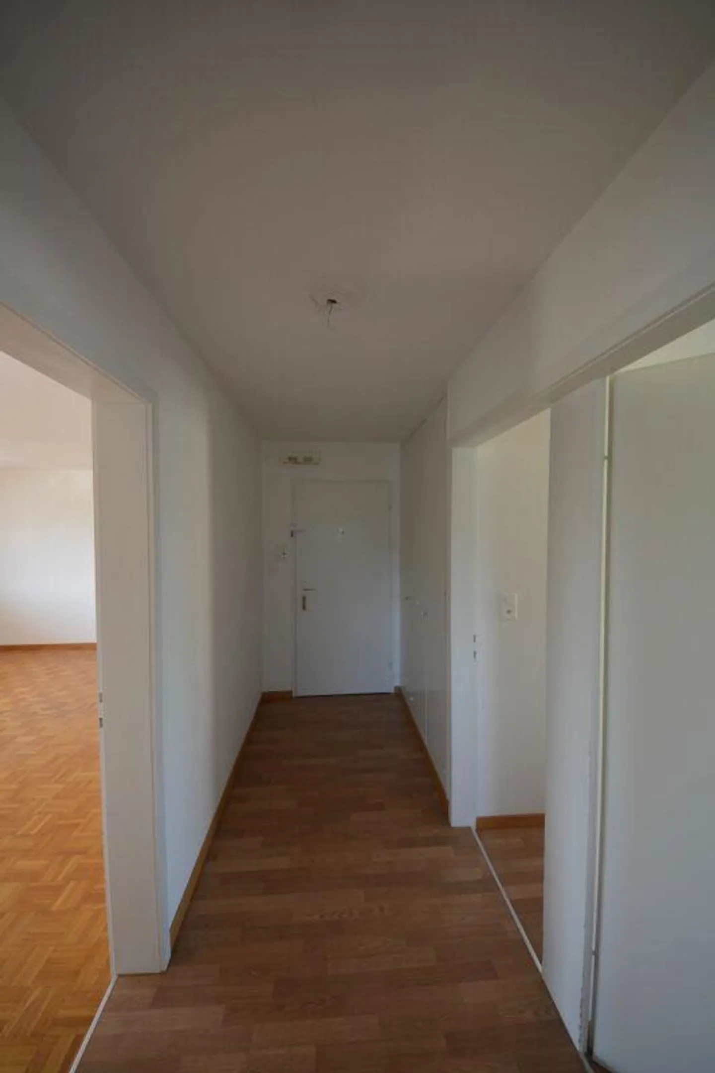Contrat de location temporaire : Appartement de 3,5 pièces situé au centre à Rapperswil - Photo 7 sur 13