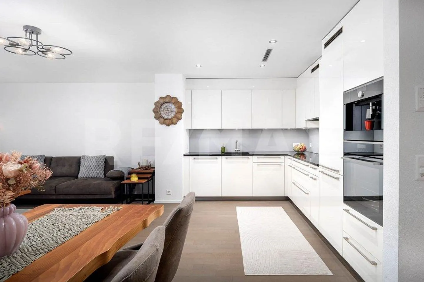 Votre nouveau chez-vous avec jardin et beaucoup de qualité de vie ! Appartement de jardin 3.5 pièces... - Photo 5 sur 13