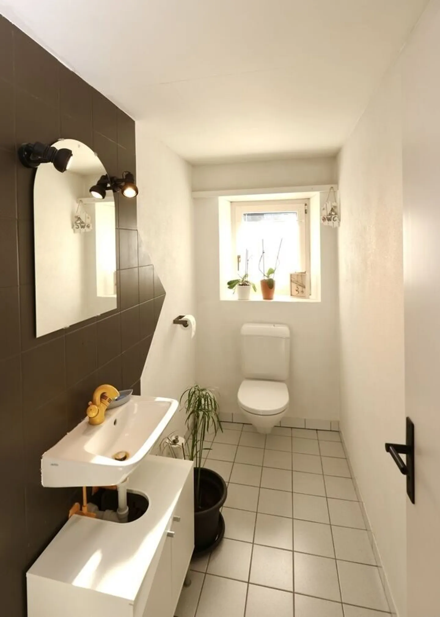 Renovated Farmhouse with Garden - Photo 8 of 13