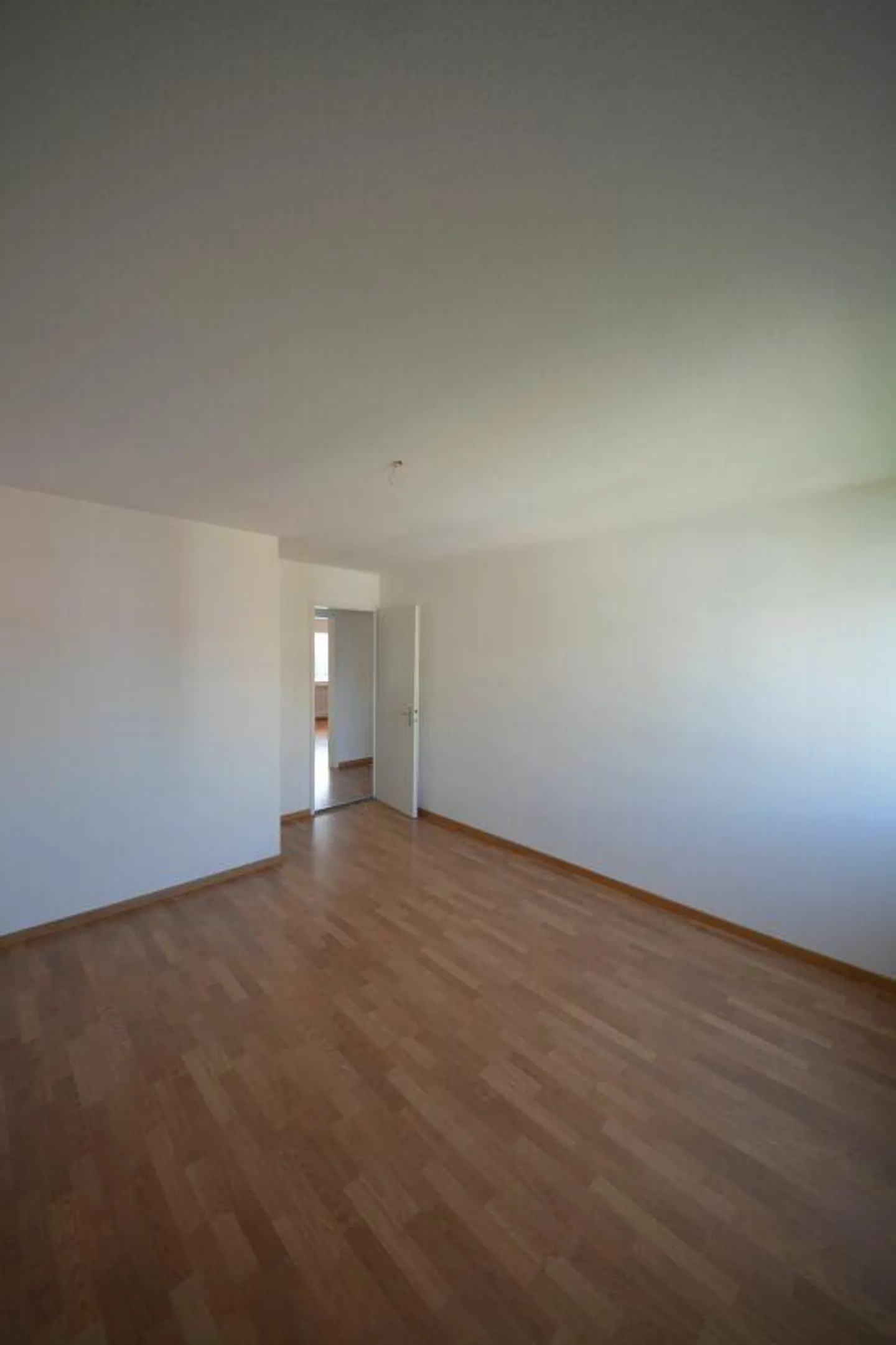Contrat de location temporaire : Appartement de 3,5 pièces situé au centre à Rapperswil - Photo 5 sur 13
