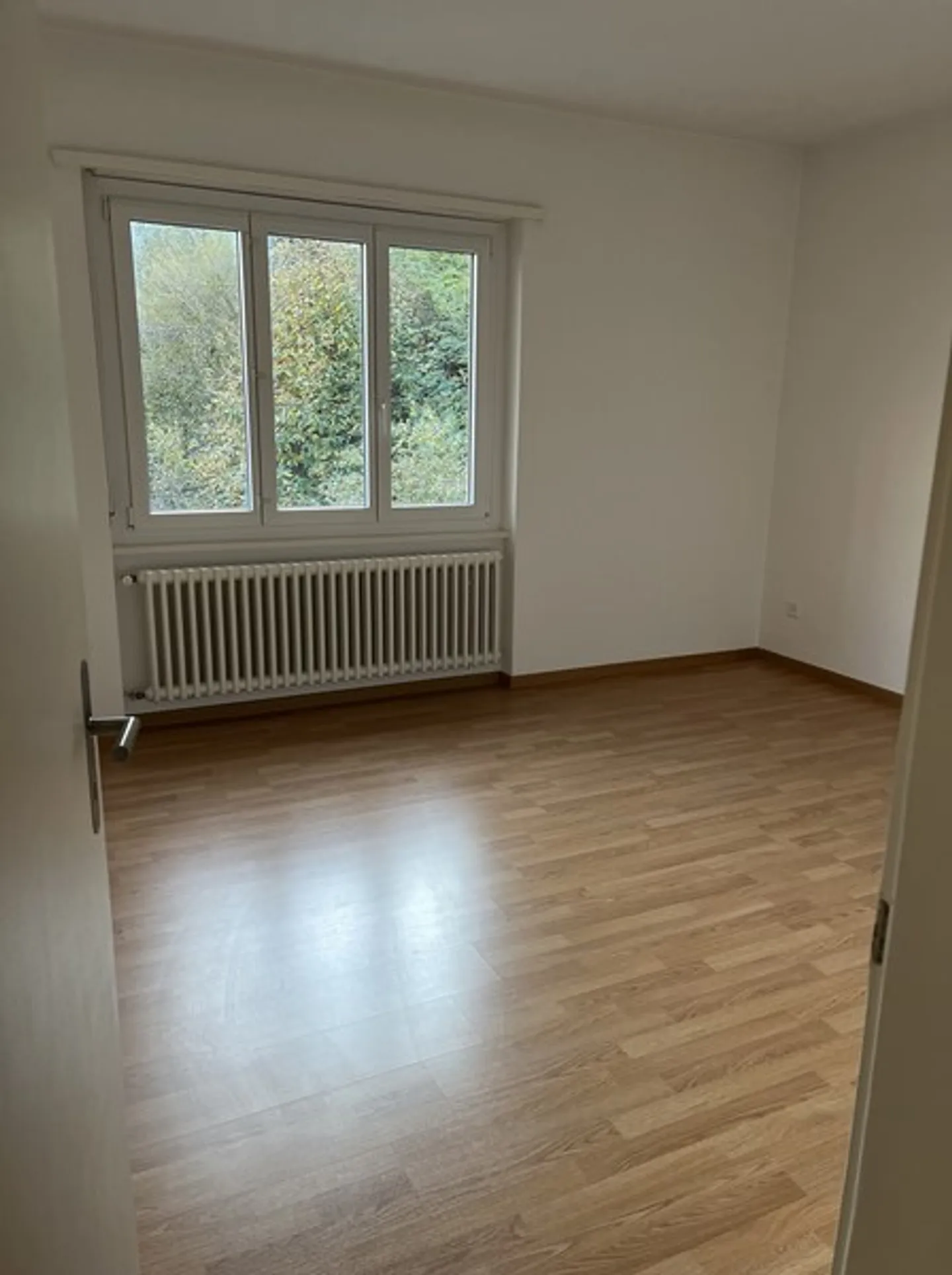 Appartement 3.5 dans un emplacement calme avec vue large sur le lac - Photo 10 sur 12