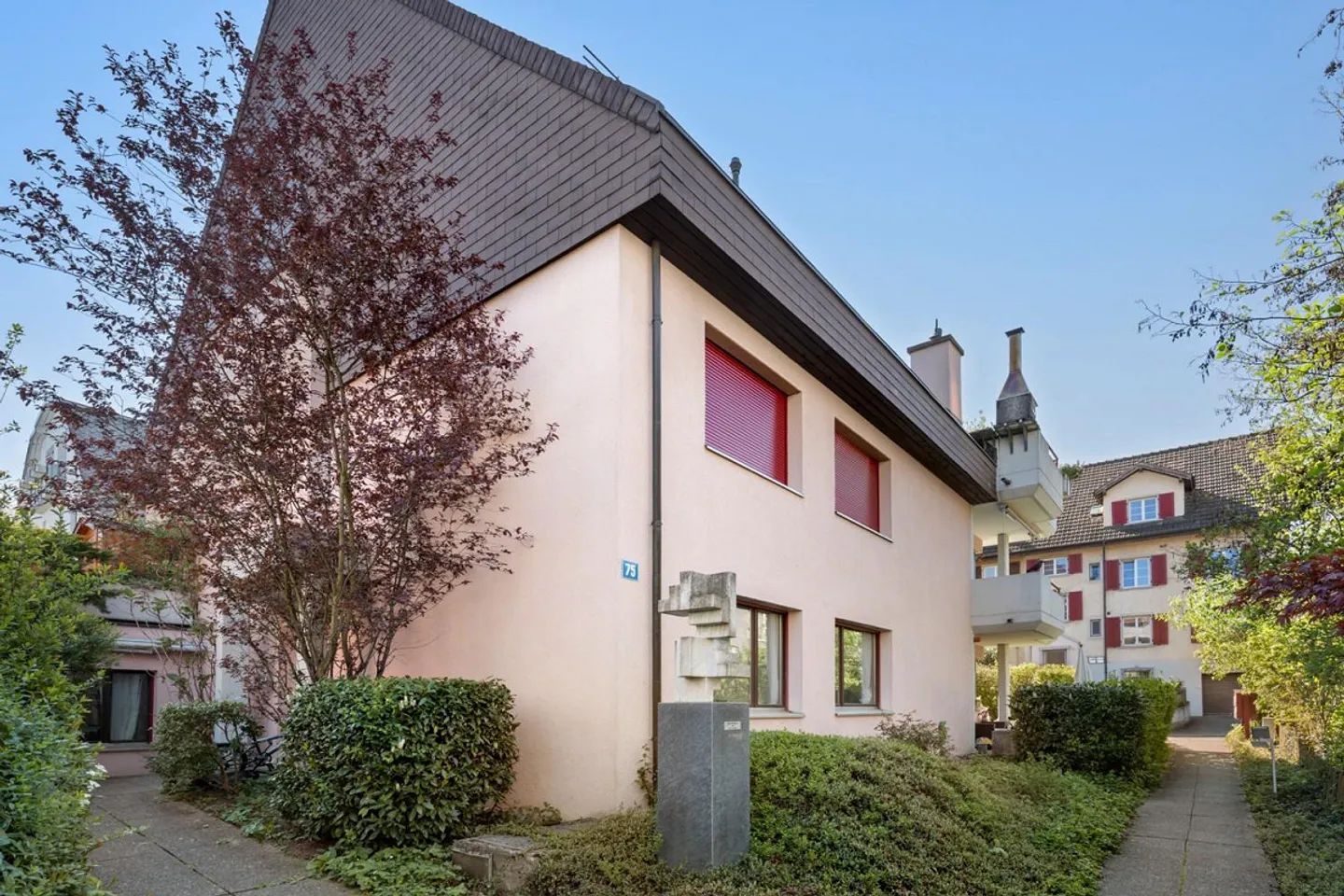 Appartamento al piano terra di 2,5 stanze con giardino e garage a Zurigo-Oerlikon - Foto 11 di 11