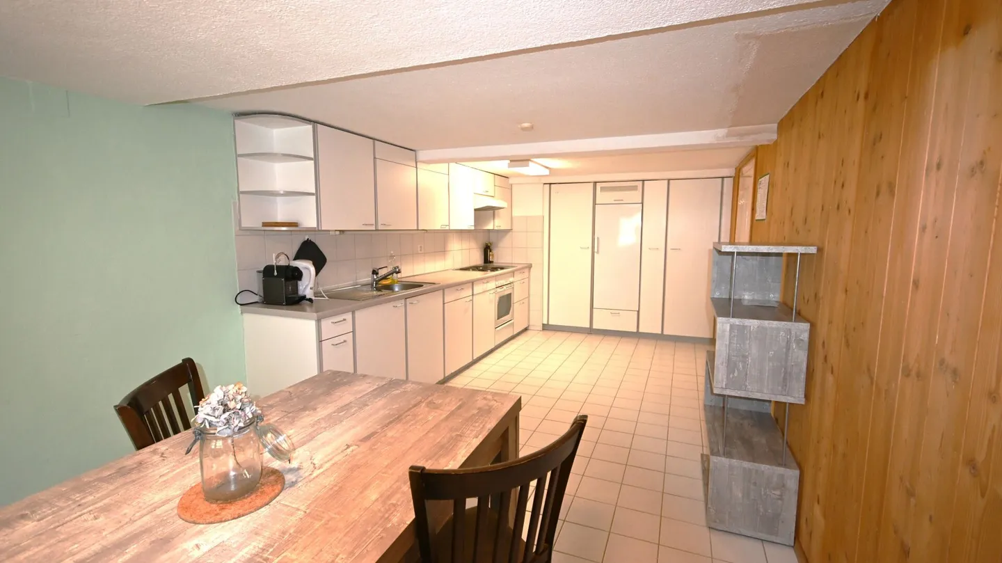 Vita di campagna in una casa indipendente e versatile con due appartamenti e spazi studio. - Foto 21 di 31