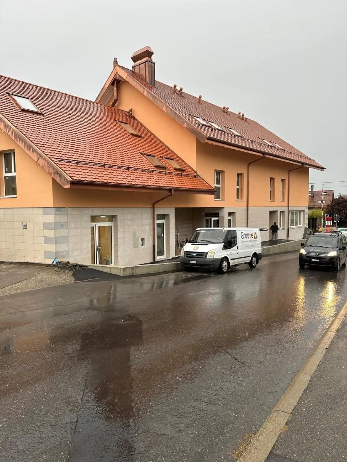 Wunderschöne 4,5-Zimmer-Wohnung im Zentrum von Etagnières - Foto 1 von 8