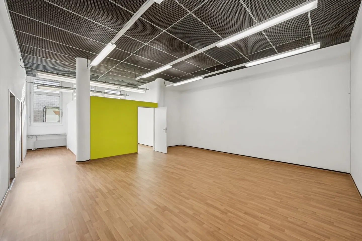 Office / Studio / Practice in Muttenz Bizenen - Photo 2 of 10