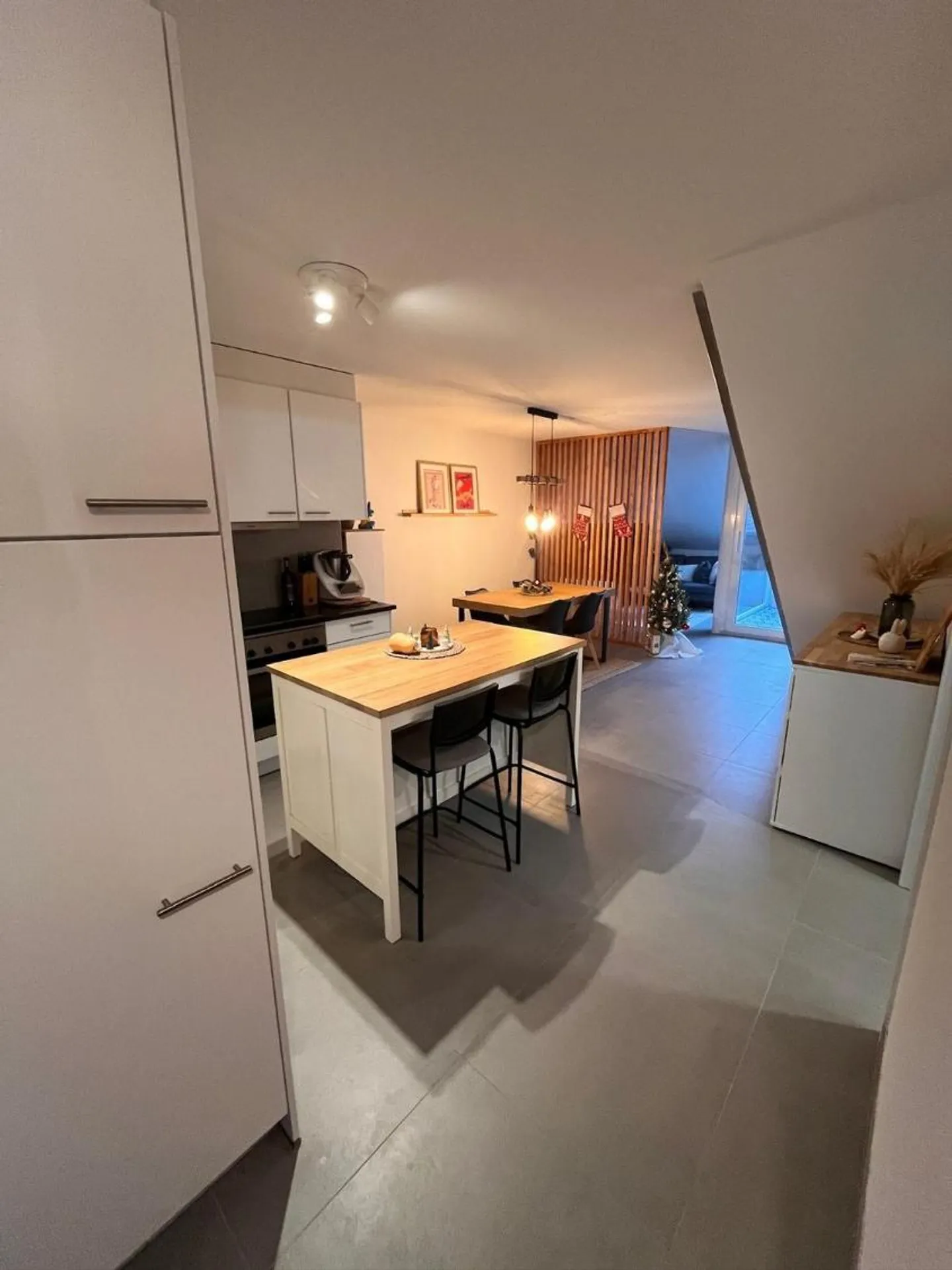 Wunderschöne 4,5-Zimmer-Wohnung im Zentrum von Etagnières - Foto 5 von 8