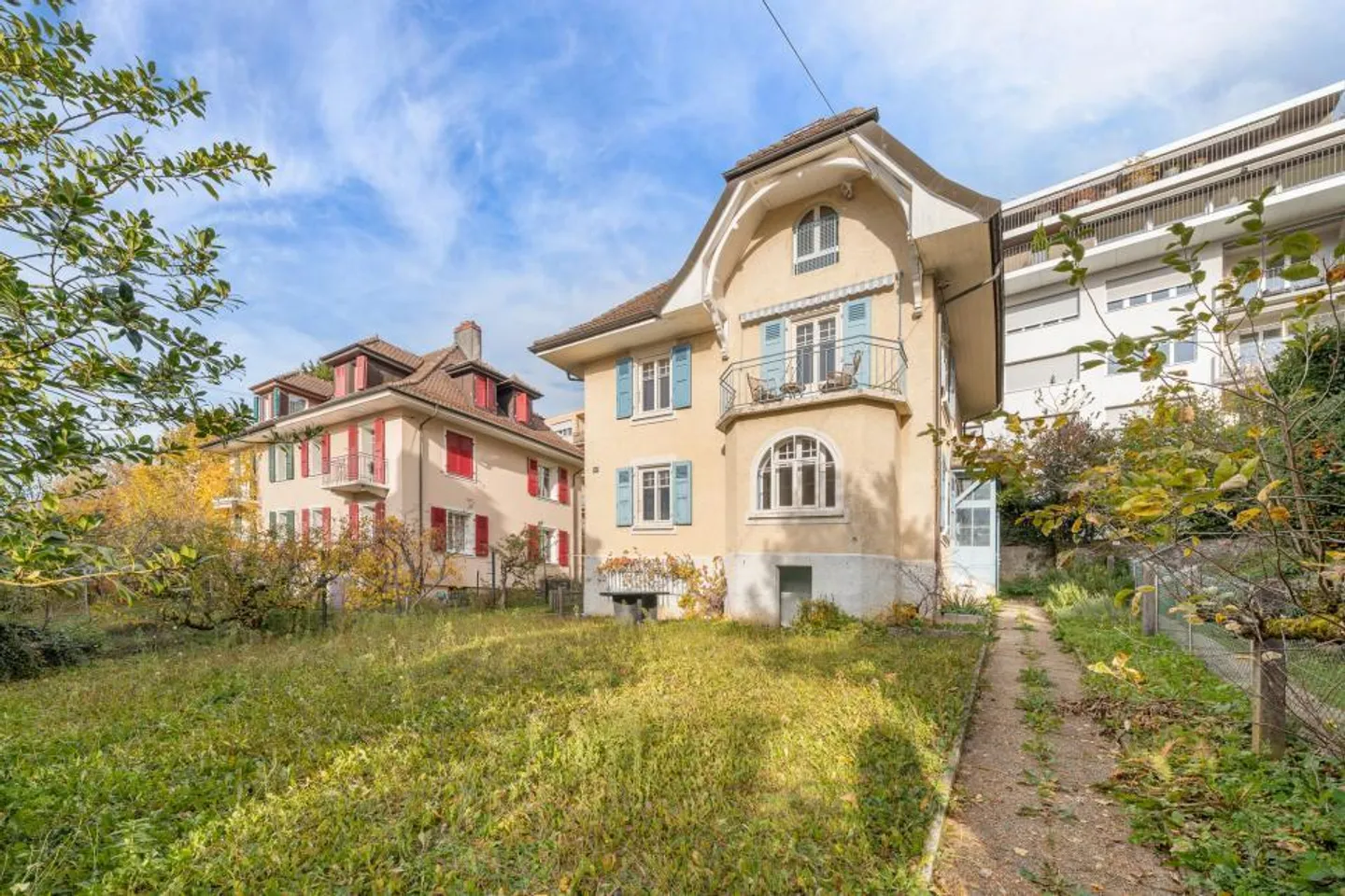 Urban Serenity - Photo 1 of 9