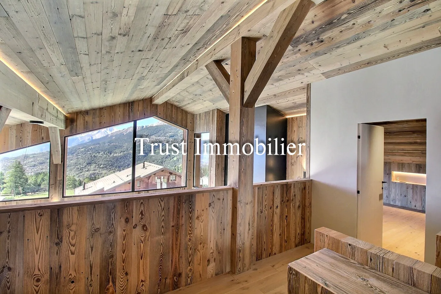 6041. Seltenes Chalet, 15 Minuten zu Fuß vom Regent - Foto 15 von 21