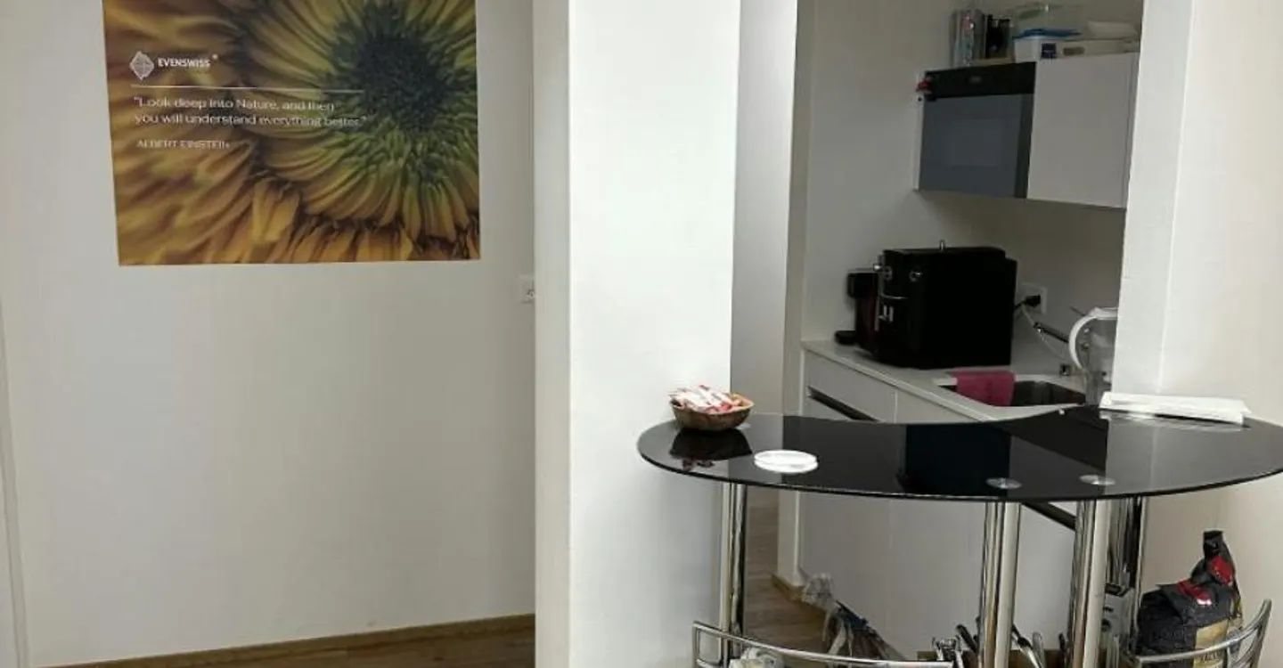 Charmantes Büro mit Seeblick - Foto 9 von 12