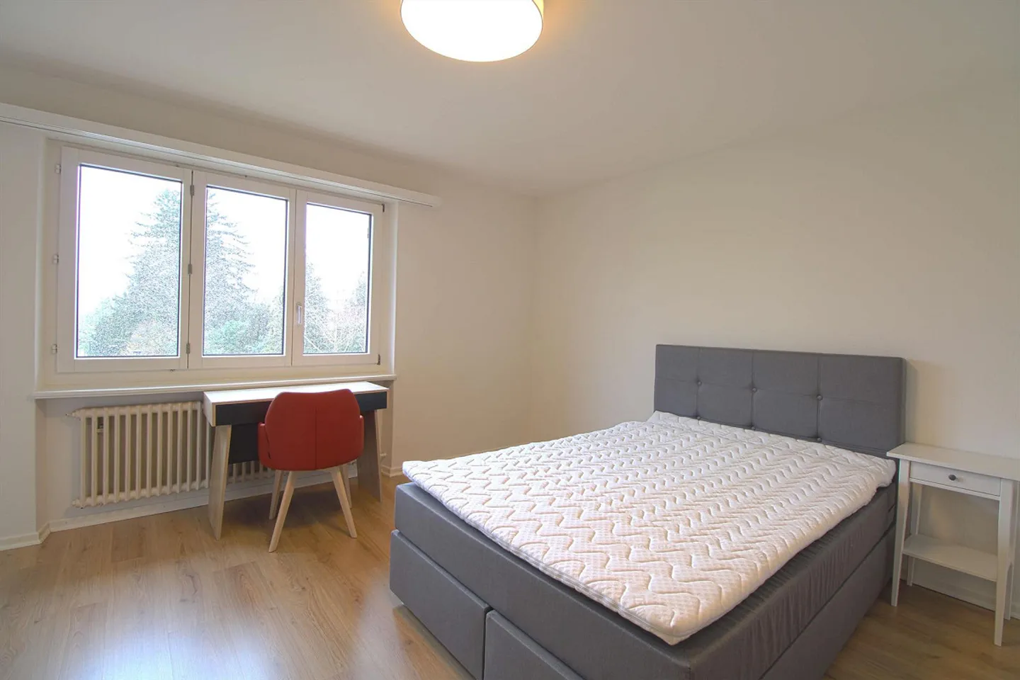 Chambre meublée dans un appartement modernisé dans un emplacement de choix - Photo 4 sur 8