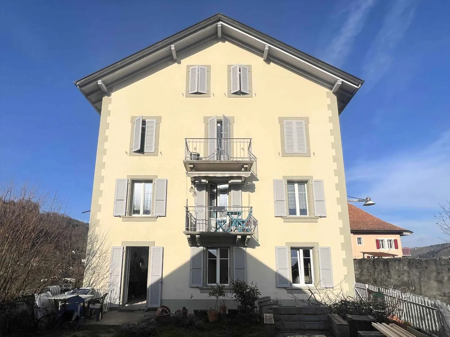 Residential Building - Photo 2 of 3