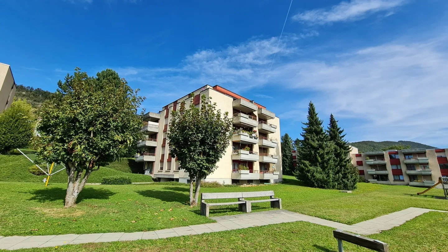 Schöne 4,5 Zimmer von 98m2 mit herrlichem Blick auf Delémont - Foto 10 von 13