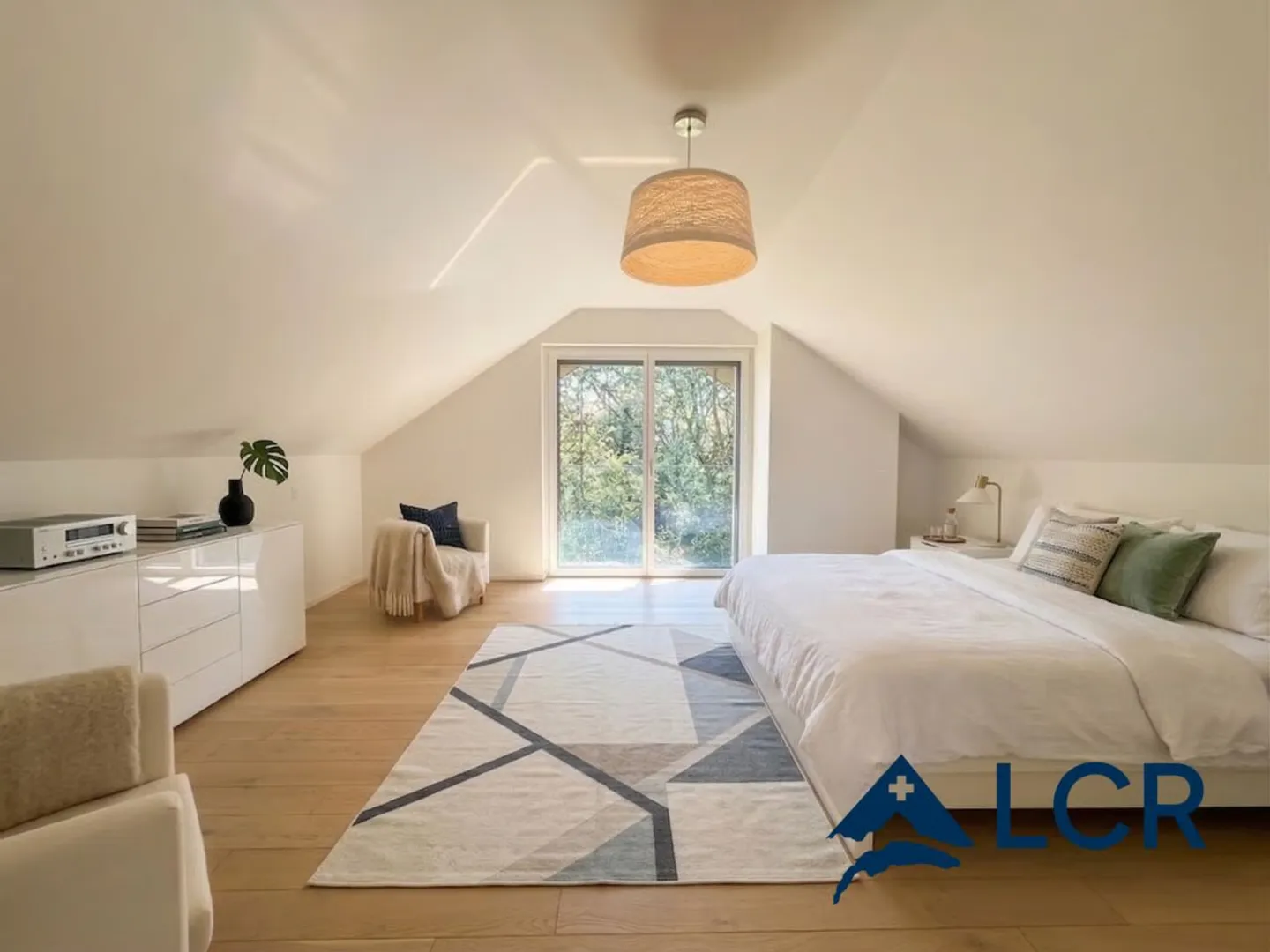 Splendide 4,5 pièces duplex en attique - Vue lac - 5 minutes de Morges - Photo 10 of 13