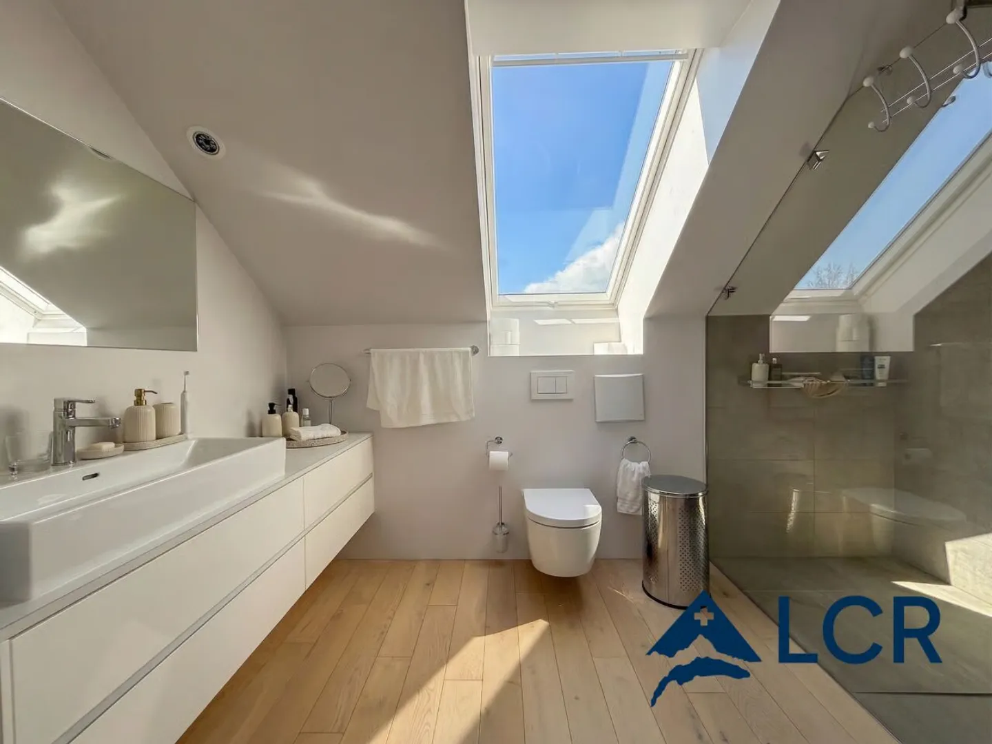 Splendide 4,5 pièces duplex en attique - Vue lac - 5 minutes de Morges - Photo 11 of 13