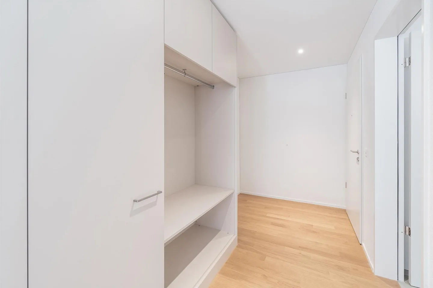 Speciale - 1 camera in omaggio! Appartamento di 4,5 stanze a Othmarsingen - Foto 2 di 11