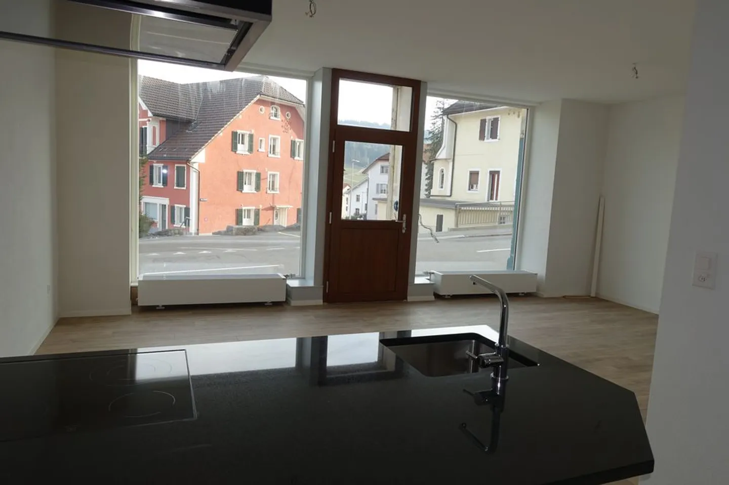 Renovierte Büro-Wohnung - Foto 2 von 5