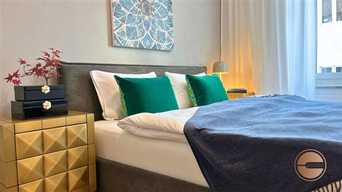 MODERN 2-BEDROOM SERVICED APARTMENT - HIGH-QUALITY FURNISHED APARTMENT WITH BALCONY - Photo 6 of 15