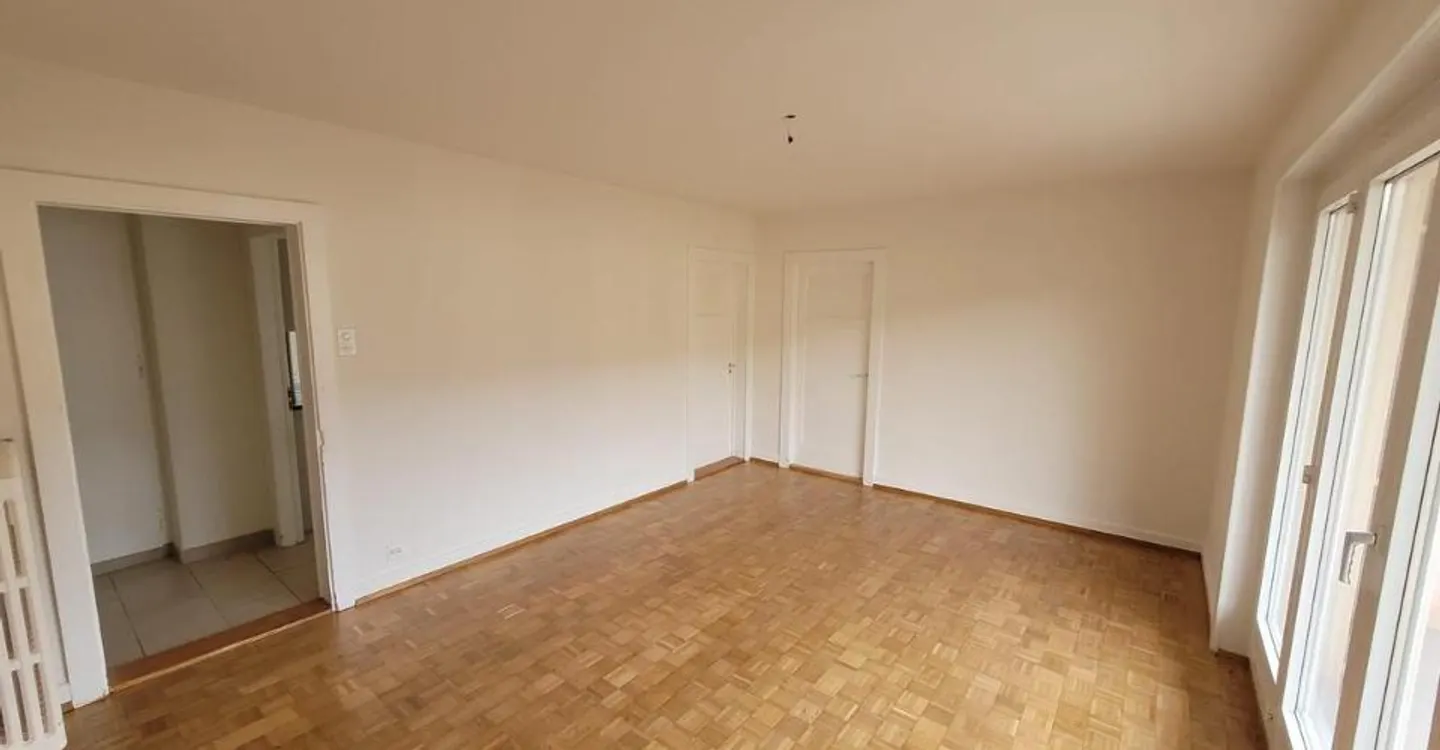 Beautiful 4-room apartment with balcony - Photo 4 of 9