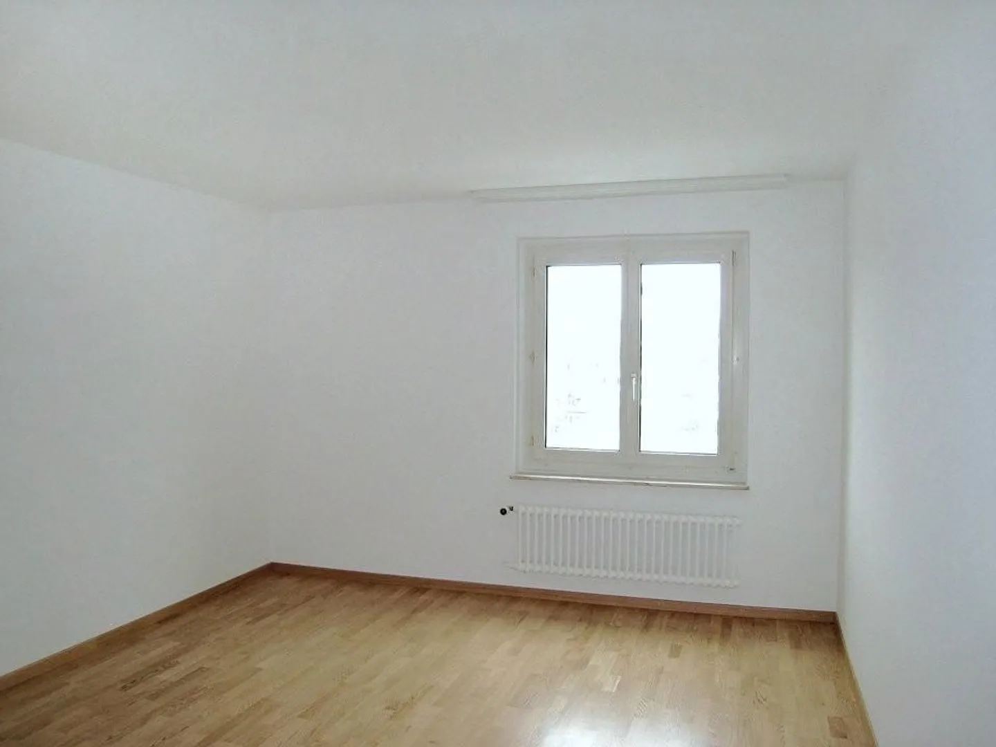 Appartement spacieux de 3,5 pièces dans une propriété bien entretenue à louer - Photo 5 sur 8