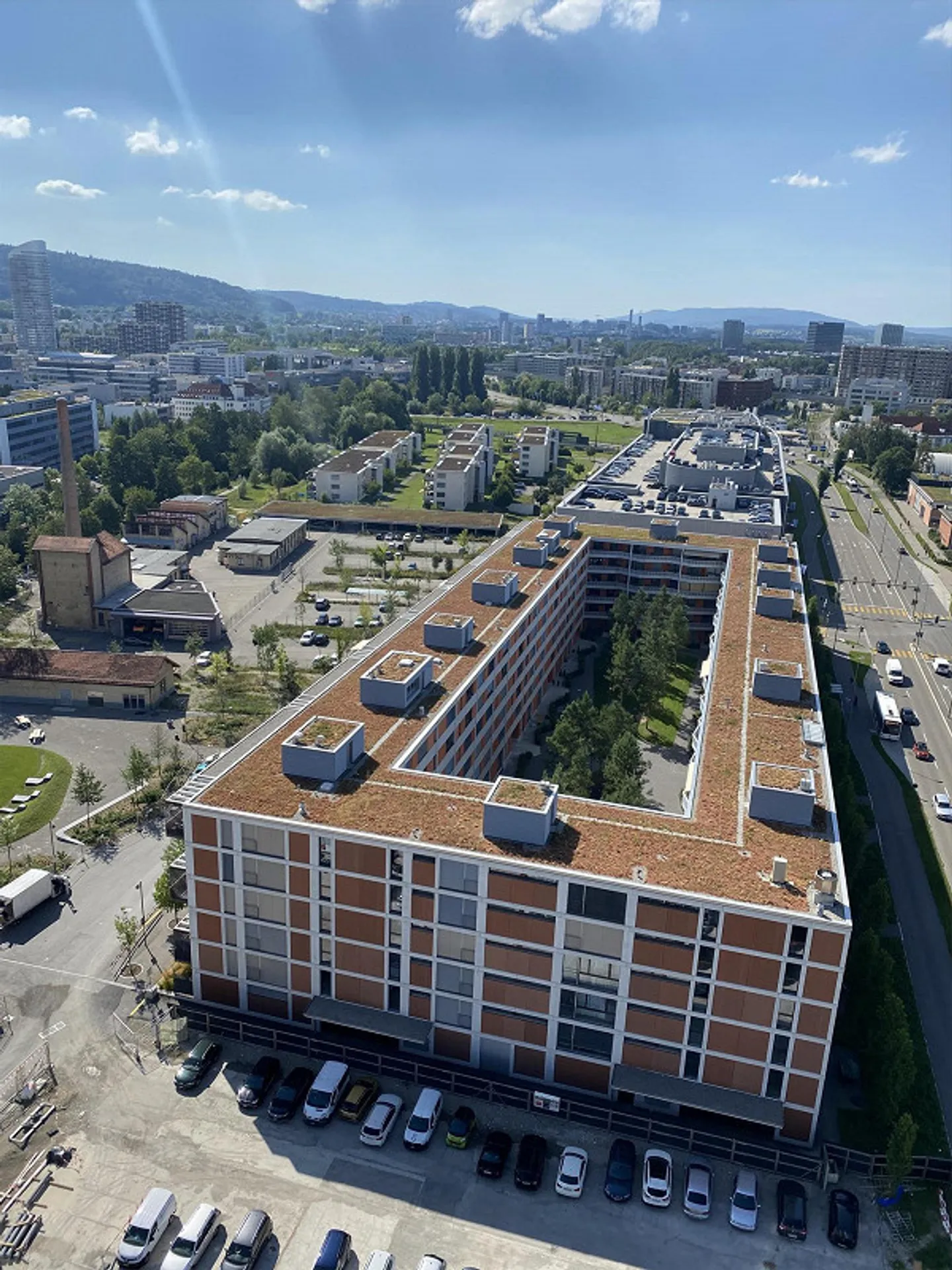 Vie moderne à Dübendorf! - Photo 1 sur 6