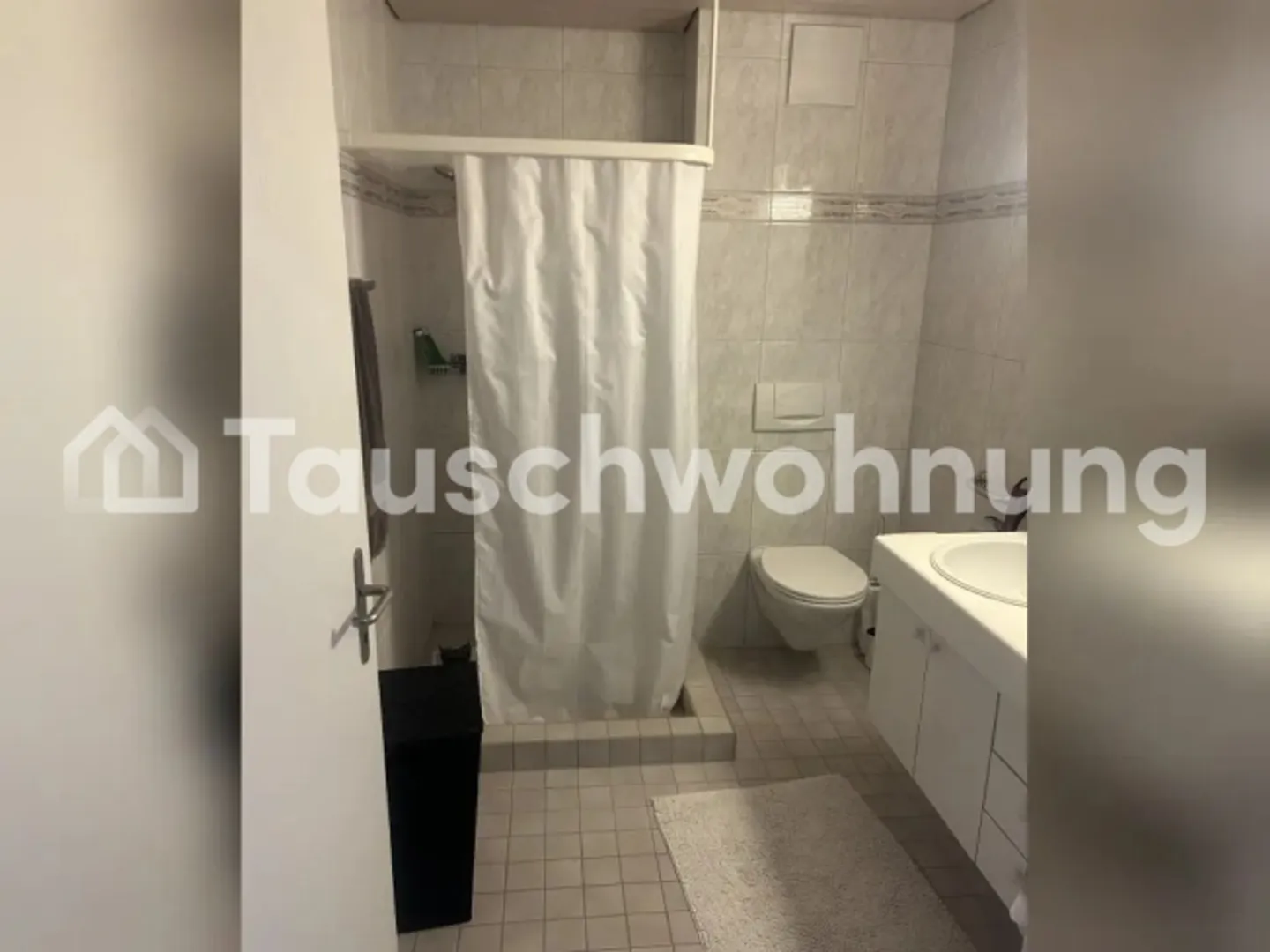4.5 Room Penthouse Apartment in the Center of Bülach - Photo 3 of 10