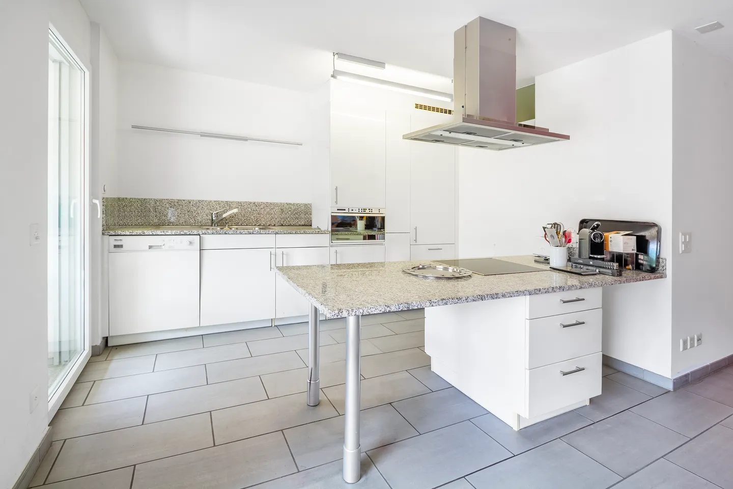 Residential solution within walking distance of all amenities - Photo 4 of 7
