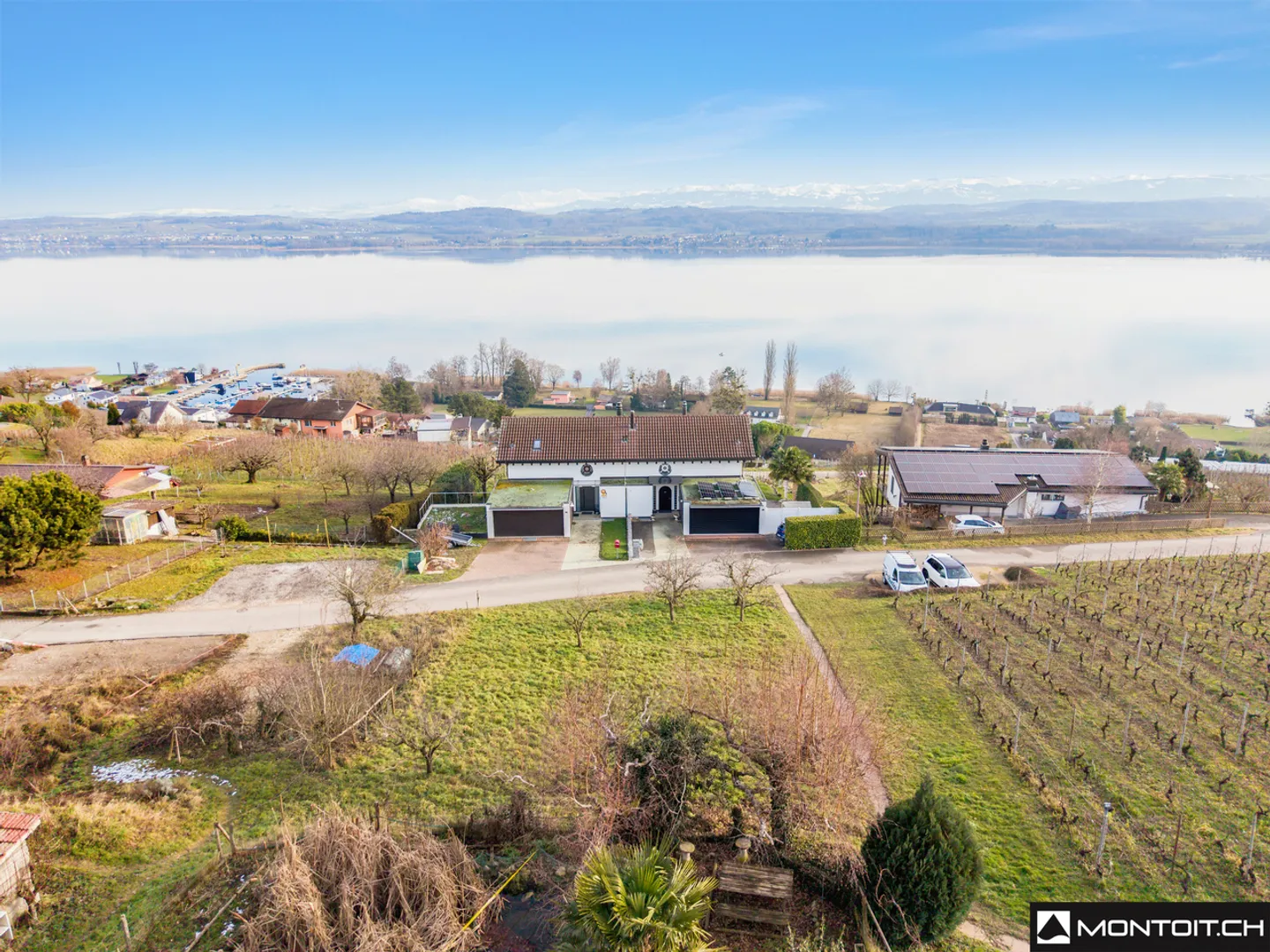 Magnifique Villa avec Vue sur le Lac - Photo 1 sur 12