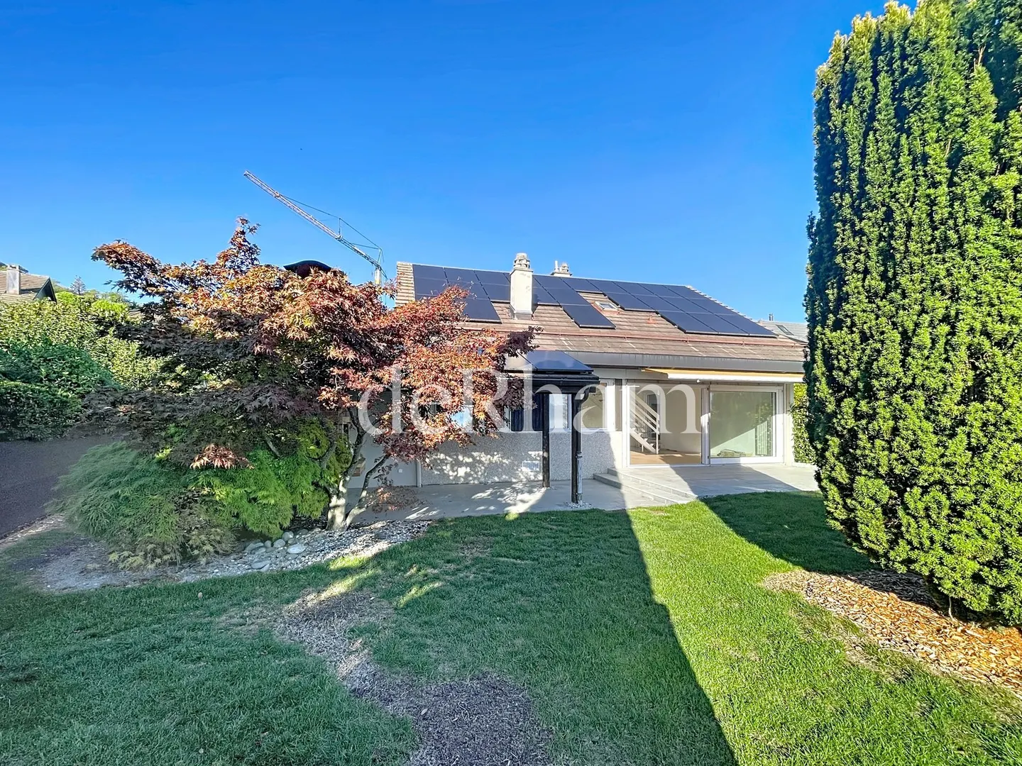 Charming Villa with Lake View - Photo 11 of 13