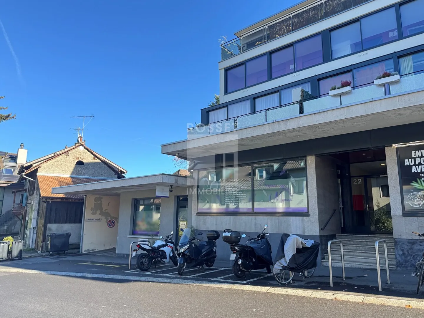 Arcade / Offices of approximately 89 m² on the ground floor - Photo 1 of 5