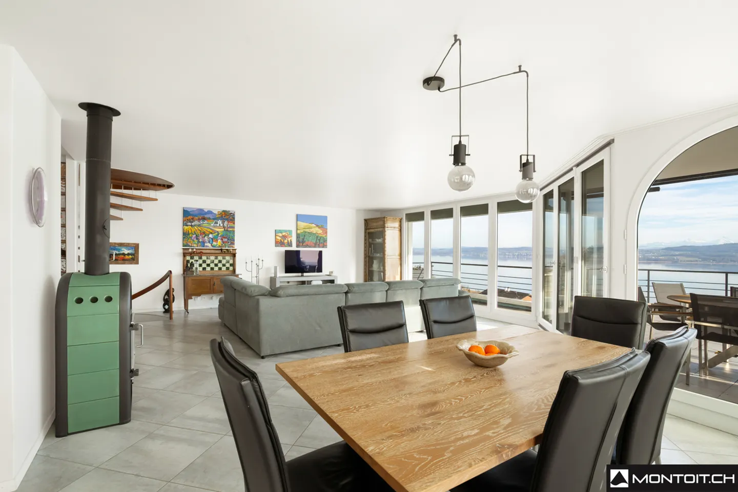 Magnifique Villa avec Vue sur le Lac - Photo 5 sur 12