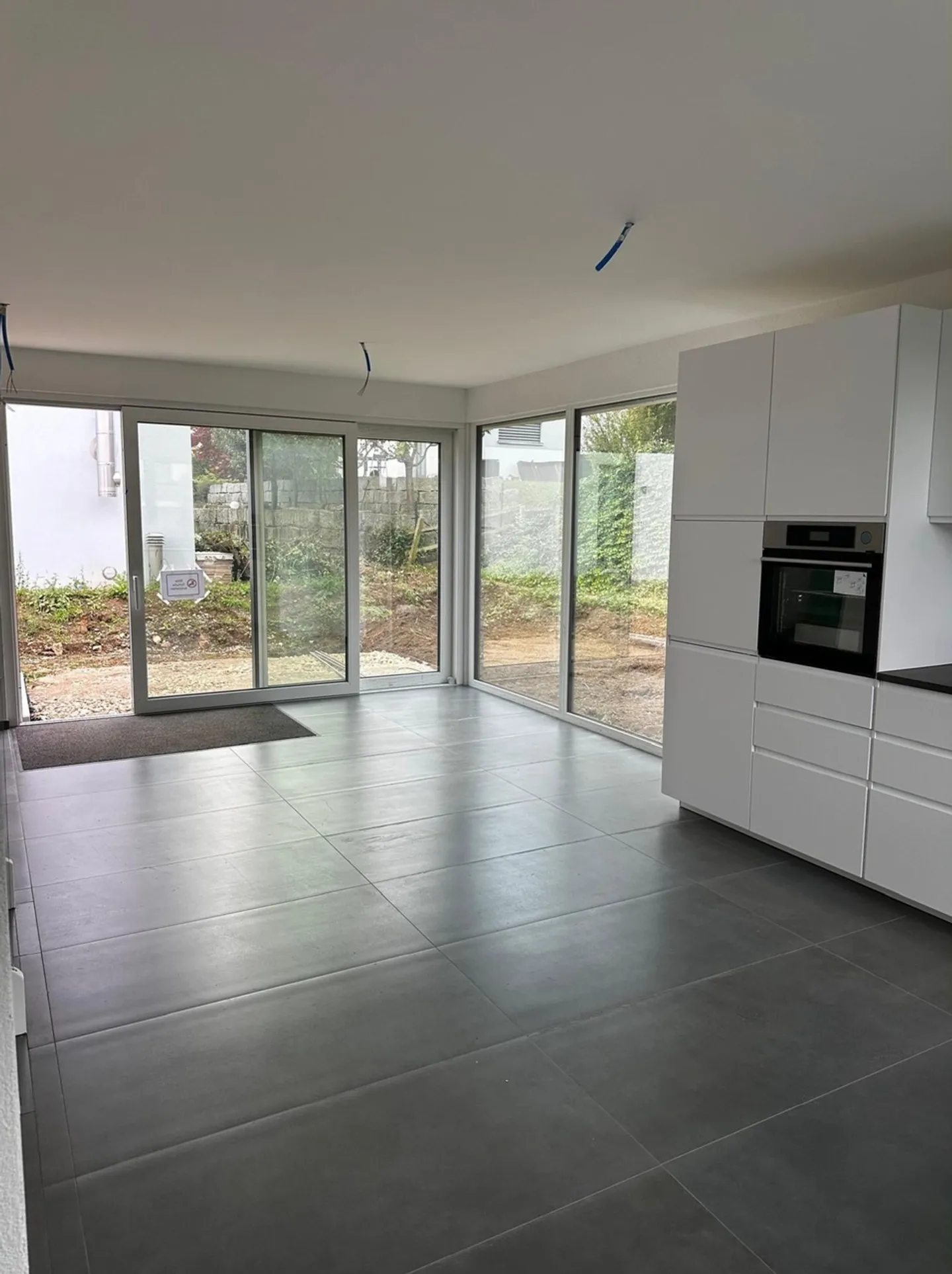 A casa nel verde eppure vicino alla città - Foto 3 di 15