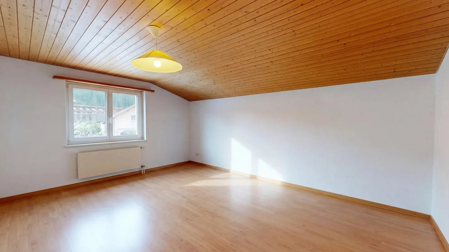Multi-family house with 3 units in Seewis-Schmitten for sale - Photo 12 of 13
