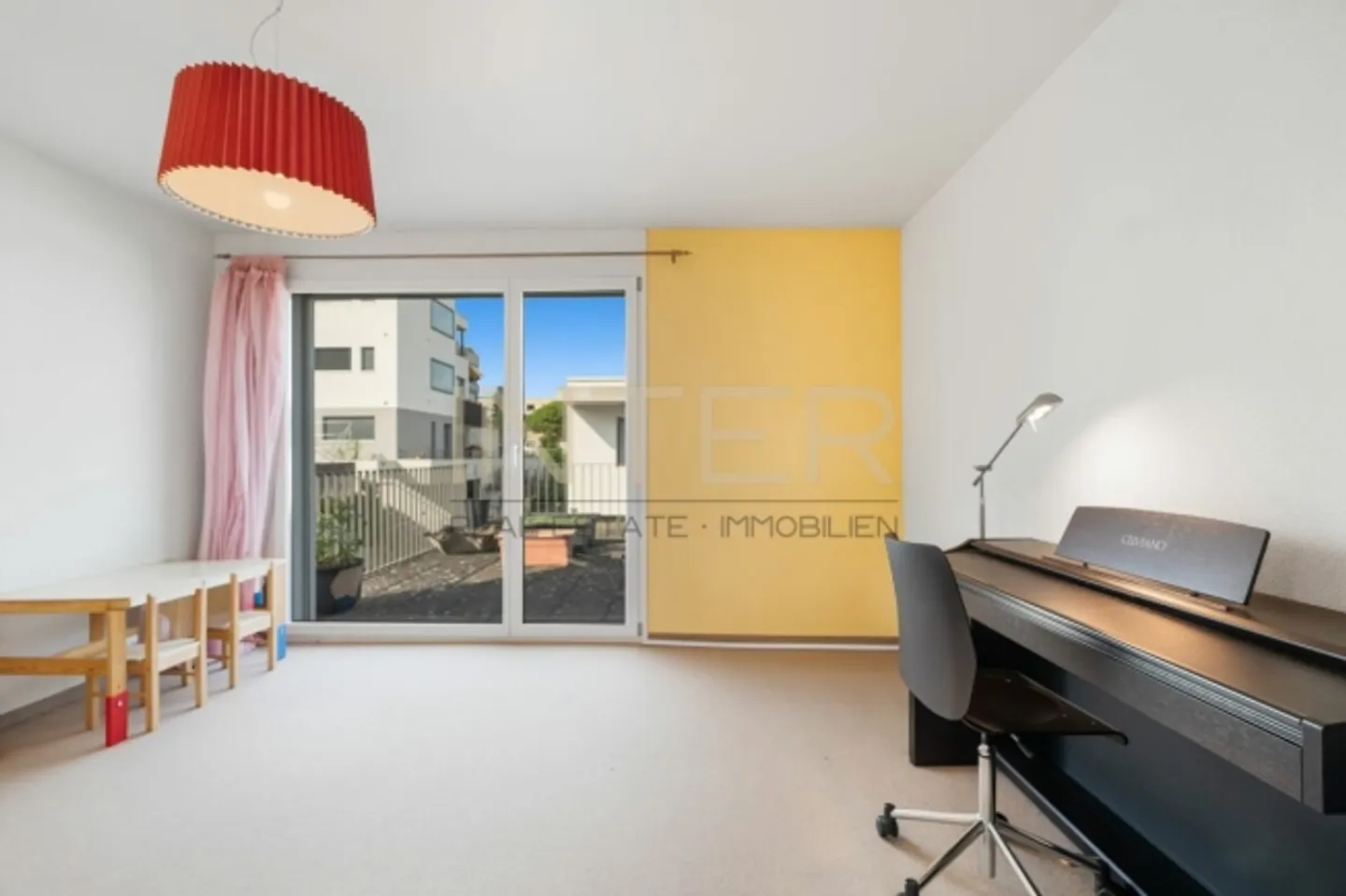 Exclusive 5.5-room penthouse maisonette with 185 m² of living space - Mortgage at 0.8% can be taken over - Photo 5 of 20