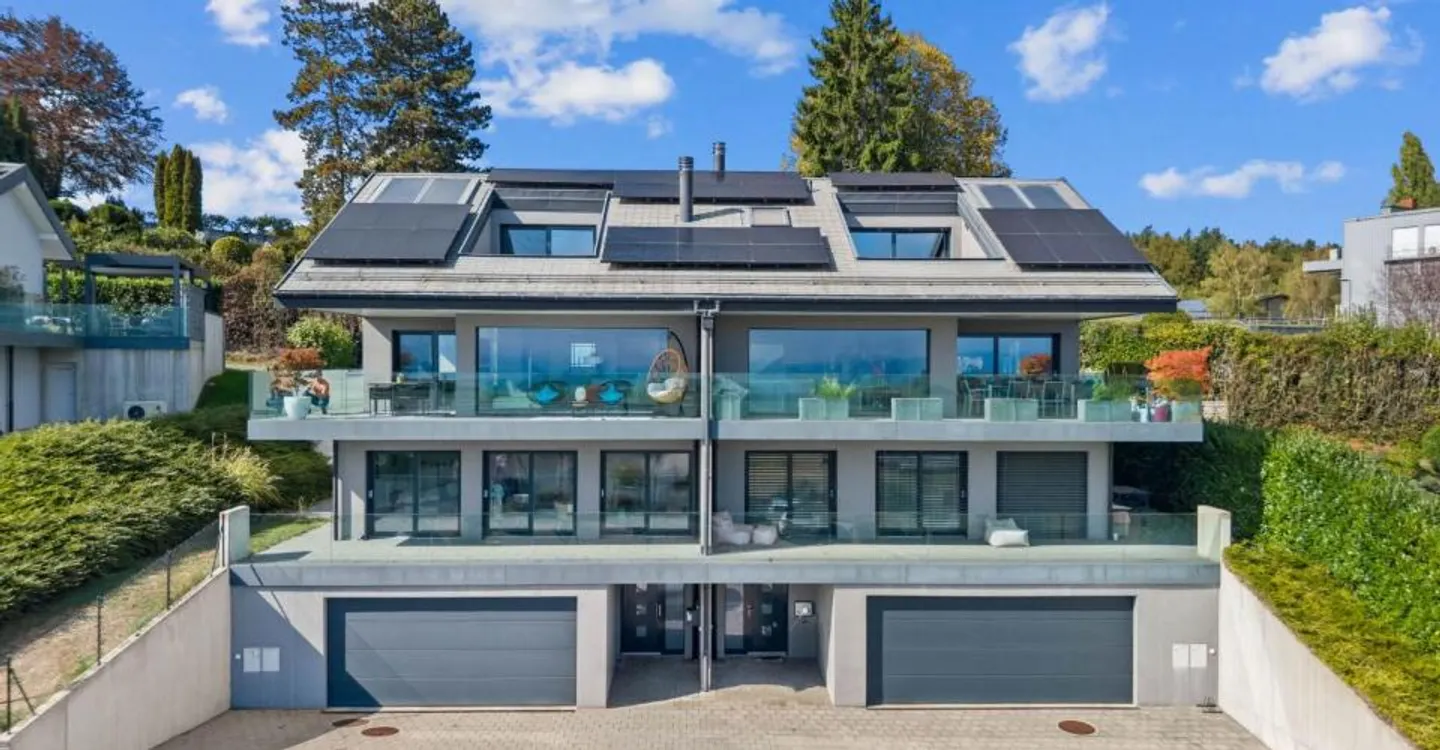 Villa contemporaine avec vue panoramique sur le Léman et les Alpes - Photo 4 of 13