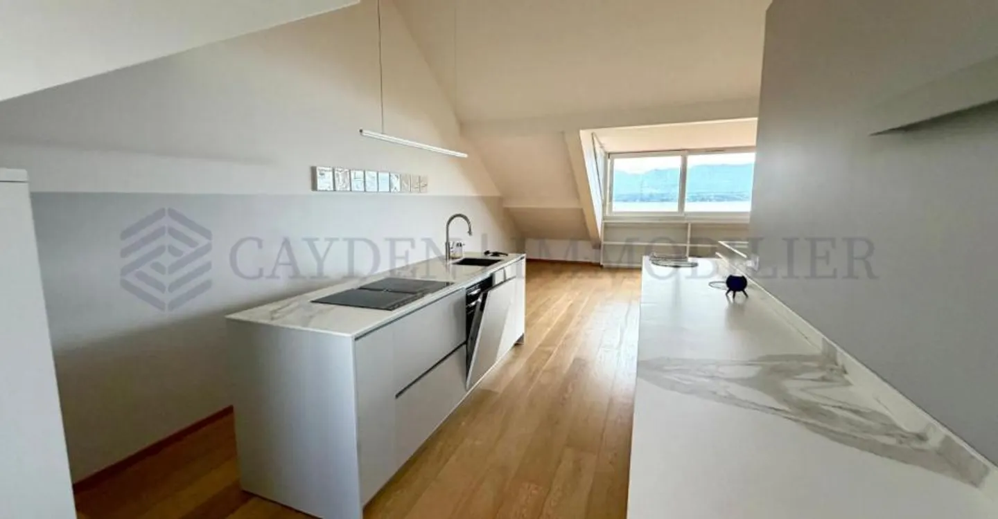 Stunning Duplex with Lake View - Photo 3 of 5