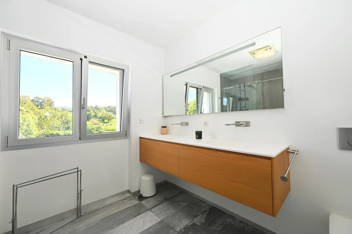 Prestigiosa villa Contemporanea con Giardino, Piscina e Vigna Privata - Foto 21 di 31
