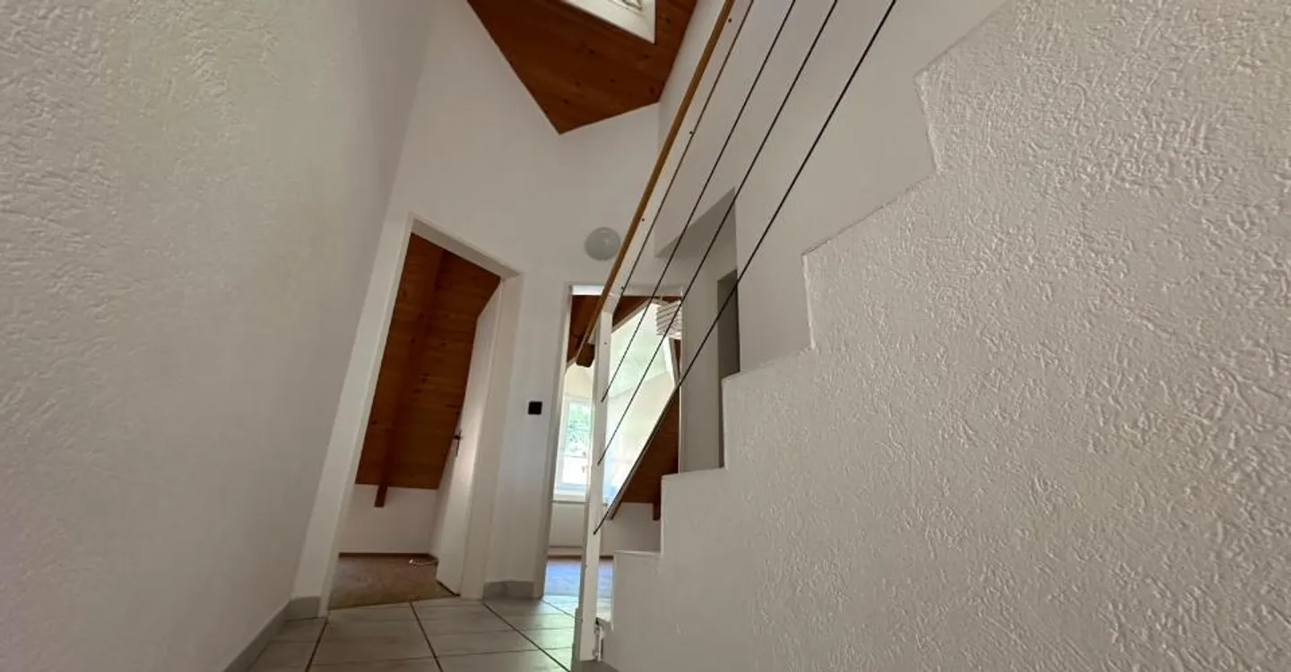 Appartement Triplex Spacieux - Photo 2 sur 14