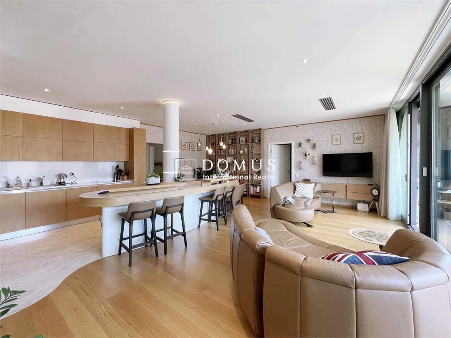 Splendide appartement avec vue sur le lac au centre-ville - Photo 4 sur 13