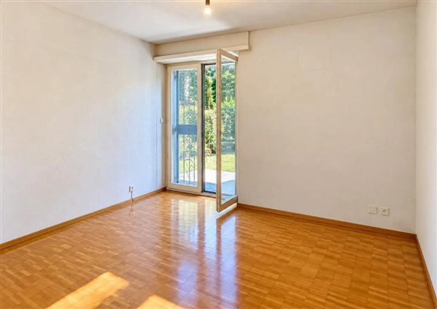 Appartamento spazioso a Paradiso - Foto 9 di 11
