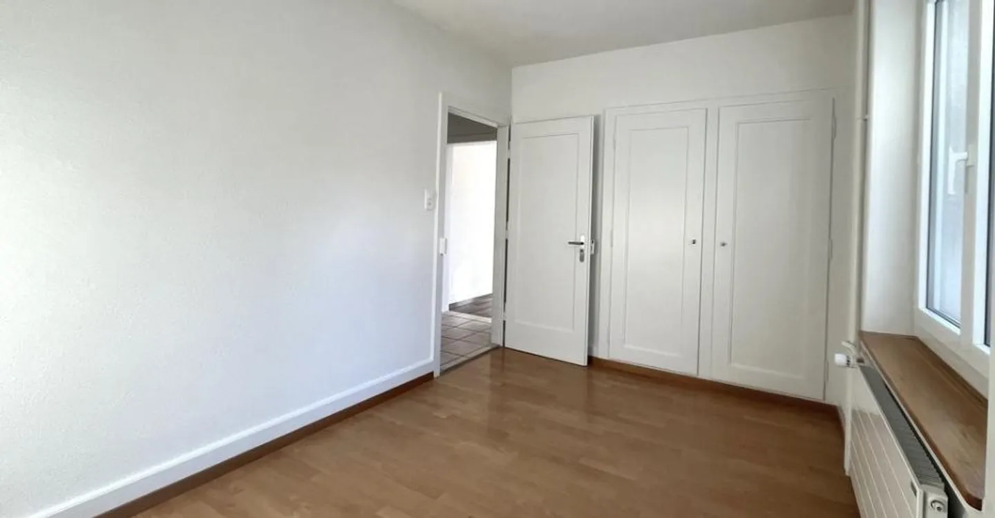 Appartement 4 pièces rénové - Photo 5 sur 7