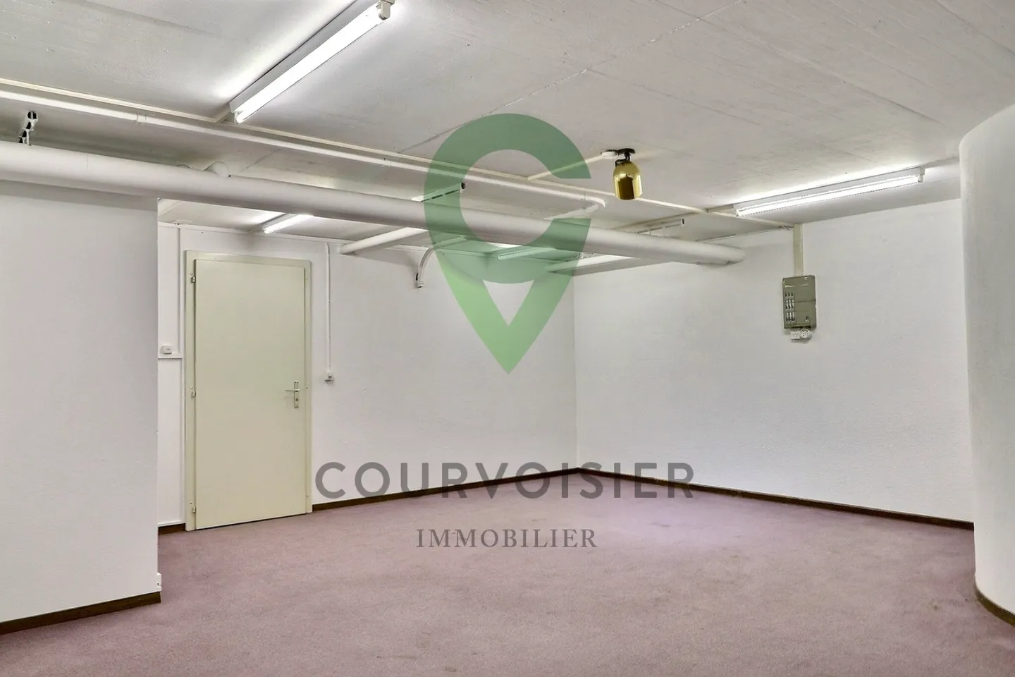 Espace Commercial Lumineux - Photo 6 sur 12