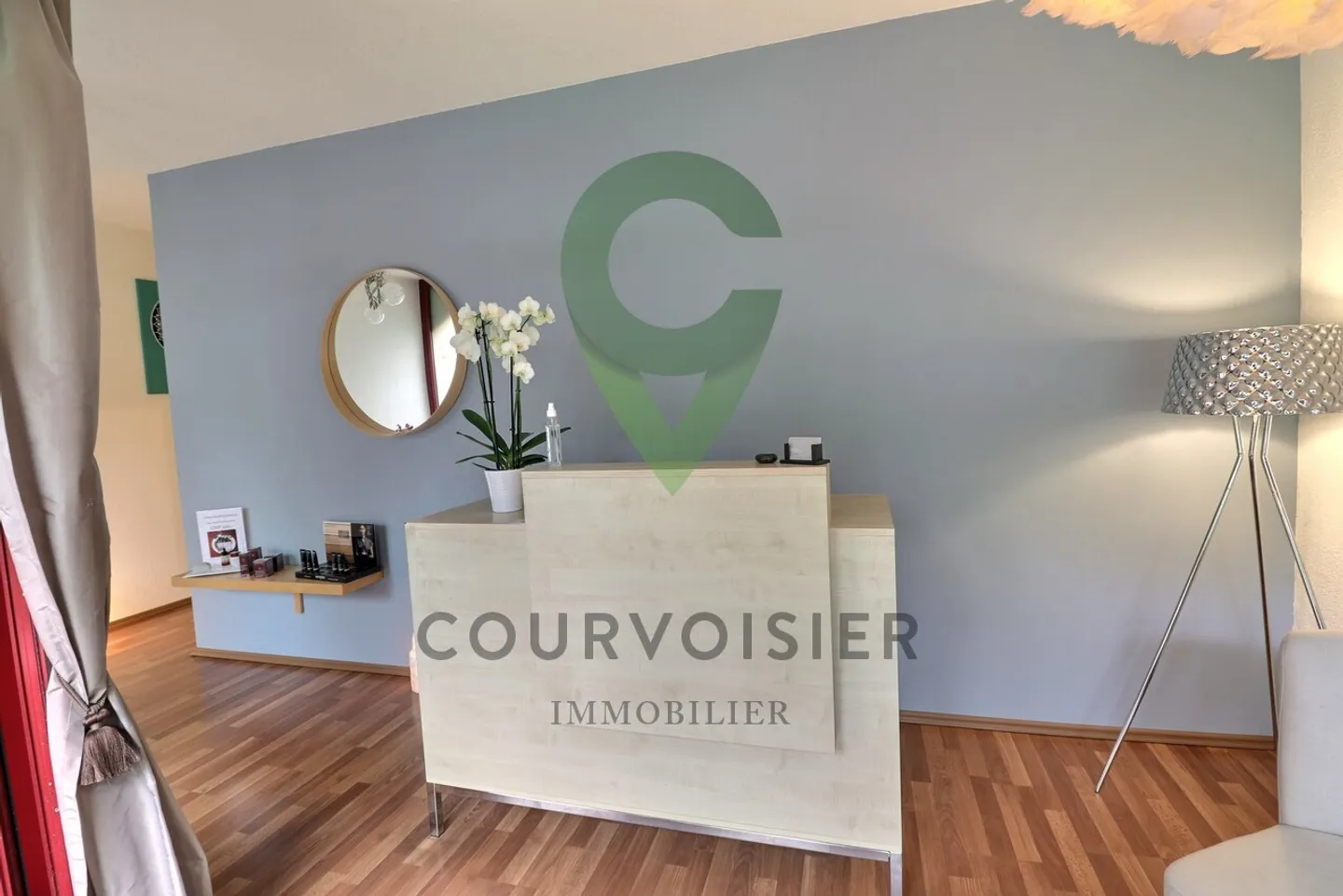 Espace Commercial Lumineux - Photo 10 sur 12