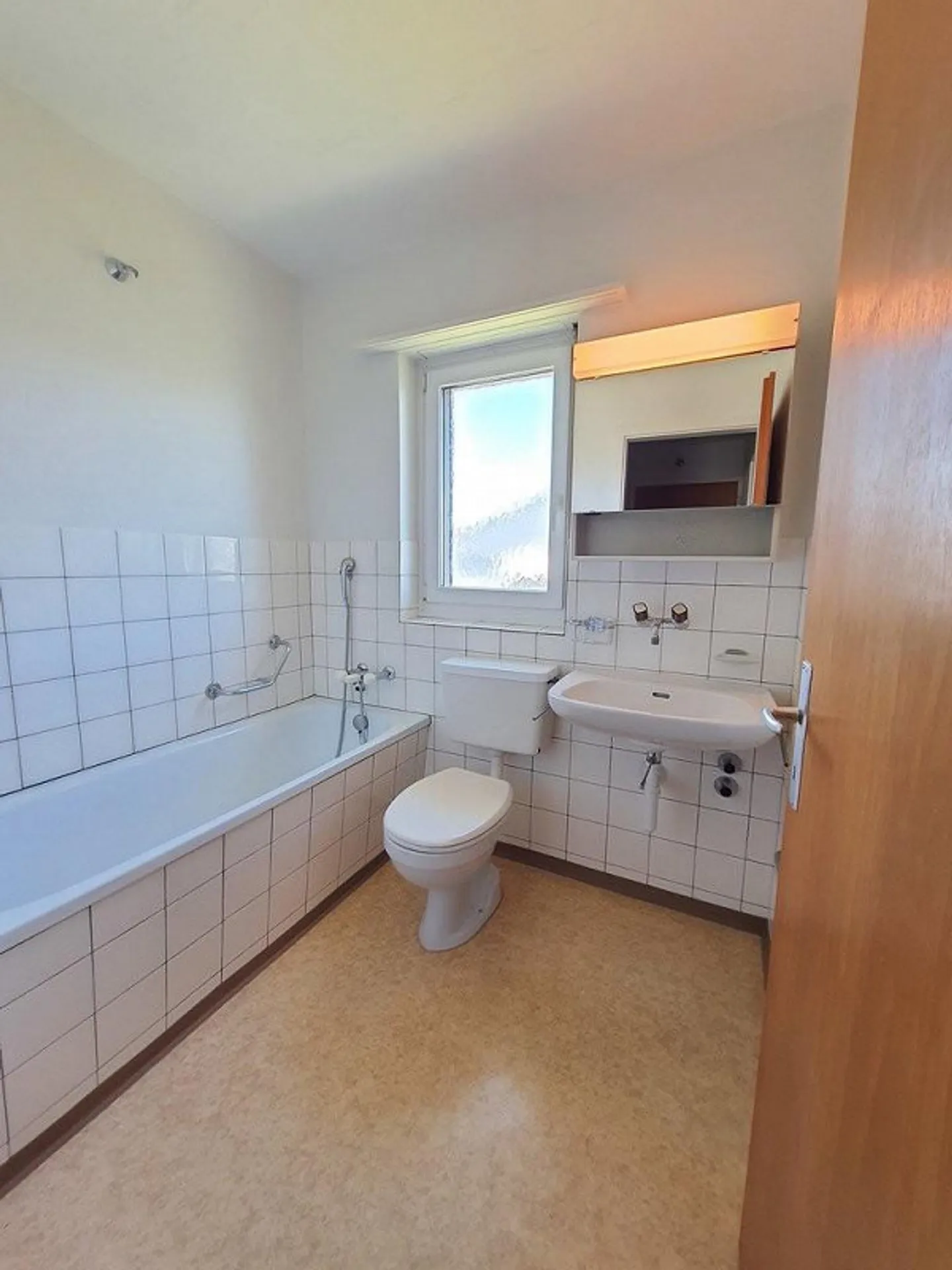 Gemütliche 1-Zimmerwohnung in Studen zu vermieten - Foto 5 von 7